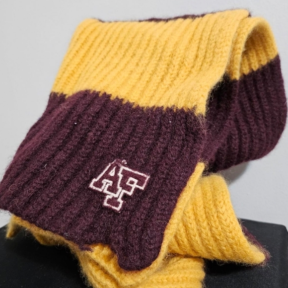 Abercrombie & Fitch Wool Scarf - Picture 2 of 5